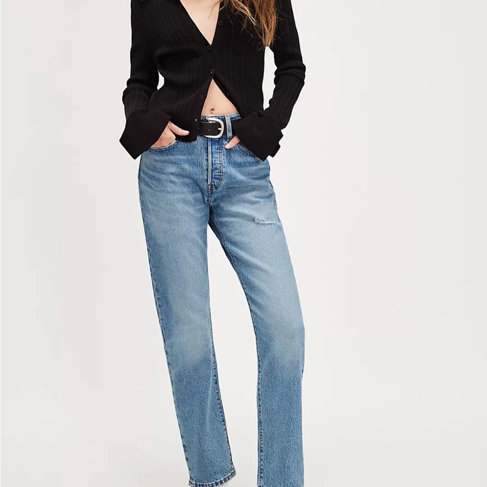 Levi's 501 Women's Straight Leg Jeans in Blue 29W/30L